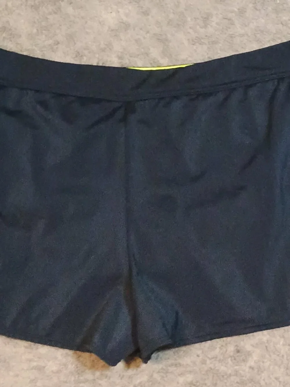 Nike/Running Shorts/Womens L Black Dri Fit Athleisure Gym Workout Neon Waist Sho